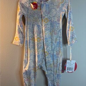 Magnetic me  Floral & Lion Print Long-Sleeve One-Piece Romper - Cream/Yellow